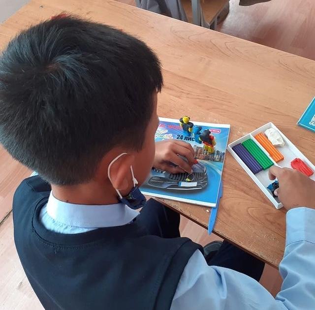 "Әке-ер, ана-жігер, бір үйде екі кемеңгер" атты сынып сағаты өткізілді.